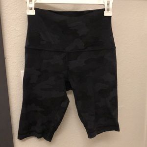 Lululemon biker shorts